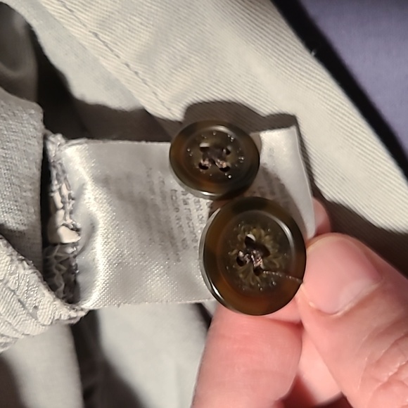 Aritzia TNA Shorts with belt - Picture 6 of 6